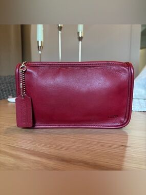 Vintage Coach Red Leather Skinny Case 7170 Pouch Cosmetic Bag Wallet